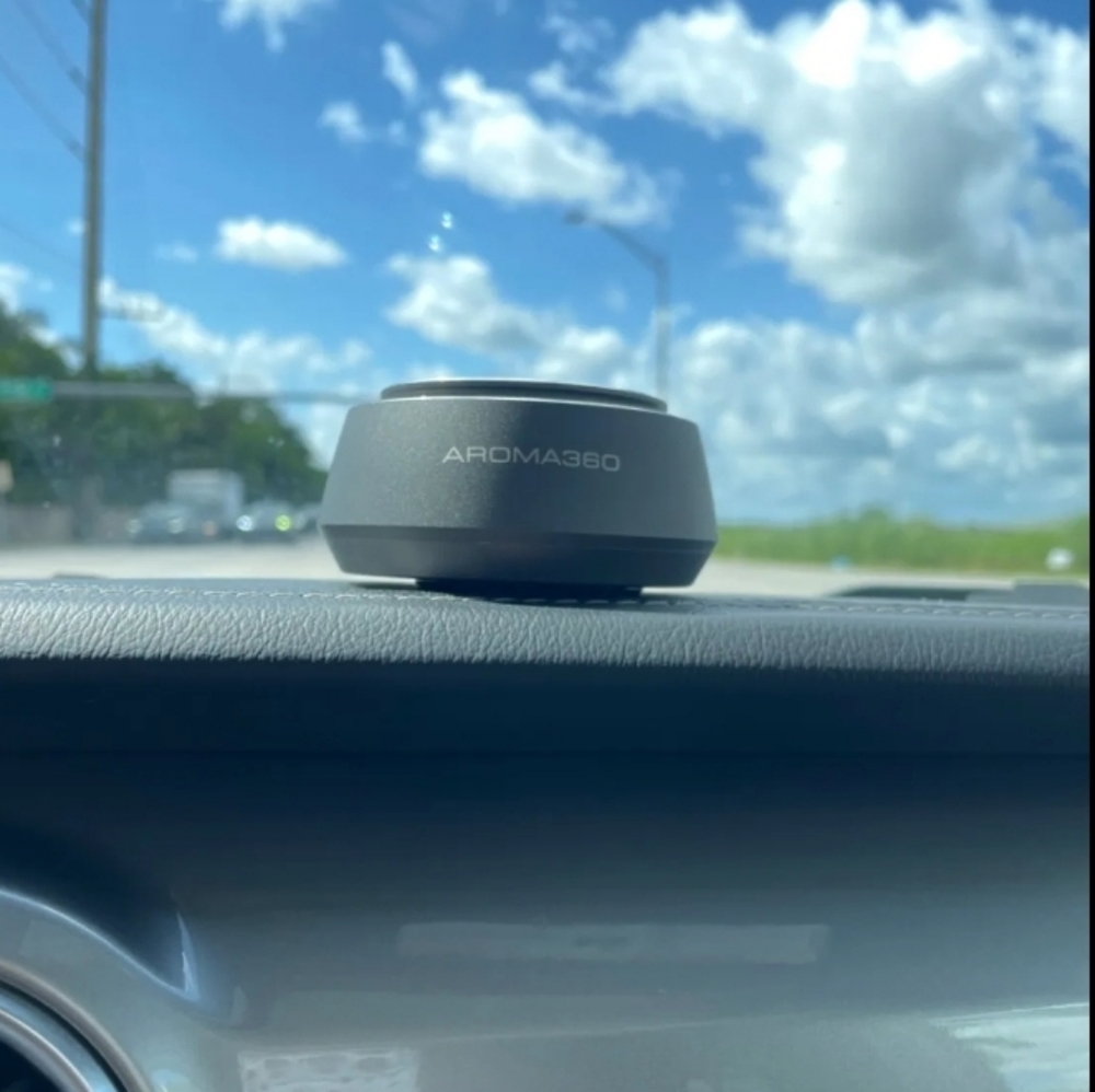 Aroma360 Car Diffuser - Picture 4 of 5